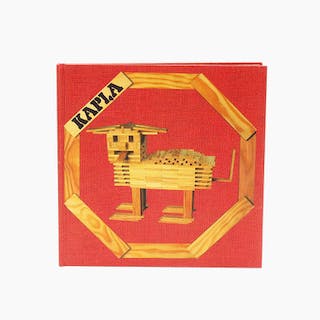 Art Book Red: Medium Level 6+