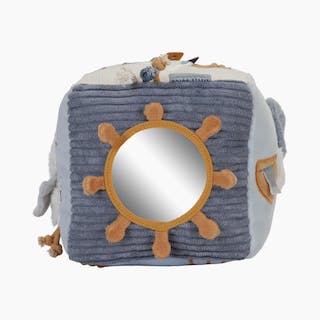 Sailors Bay Activity Cube